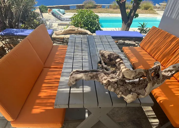 Elli S Seafront Pool Villa, W/Sandy Beach In Kea, Cyclades