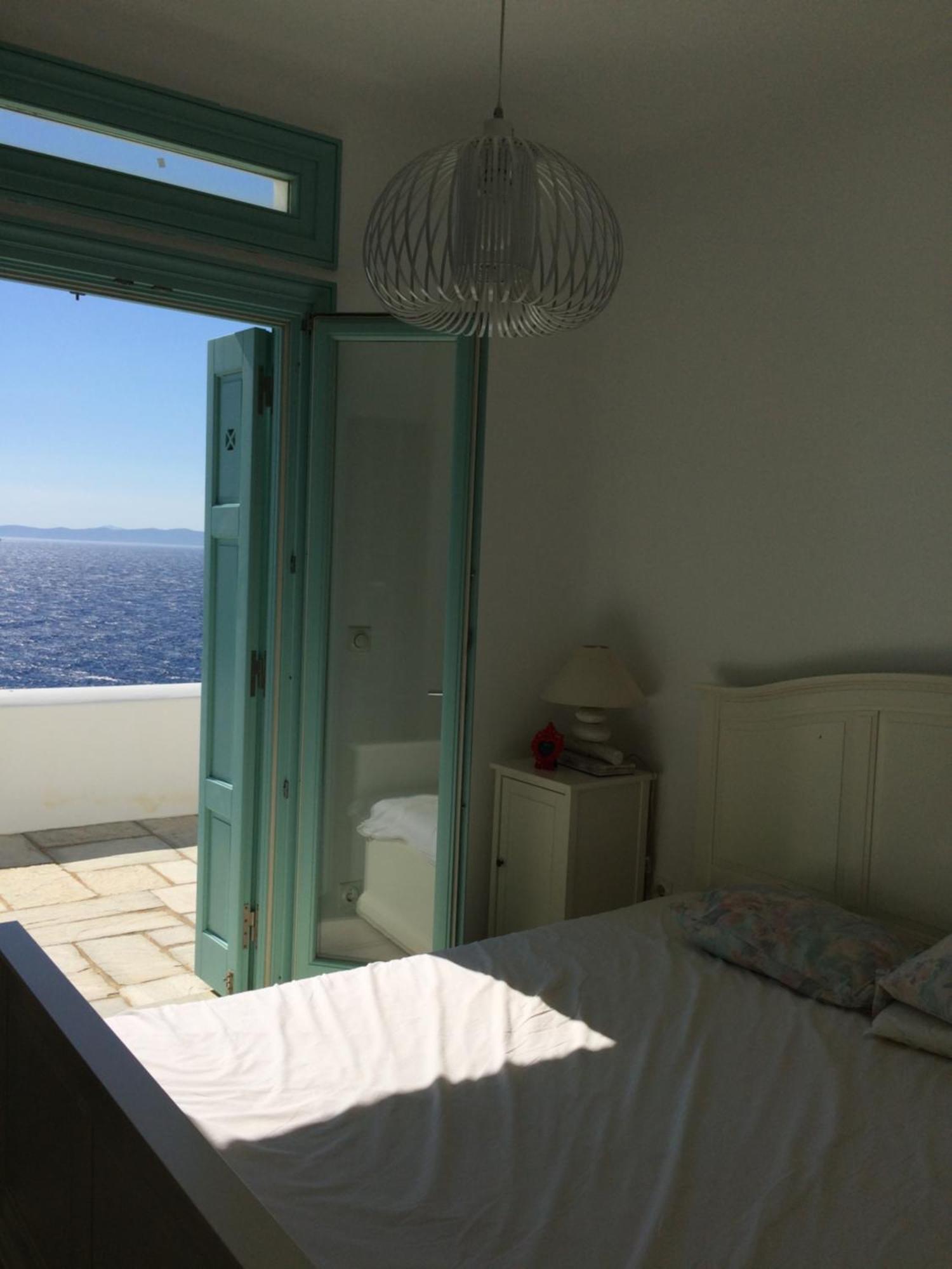 Elli S Seafront Pool Villa, W/sandy In Kea, Cyclades Melissaki