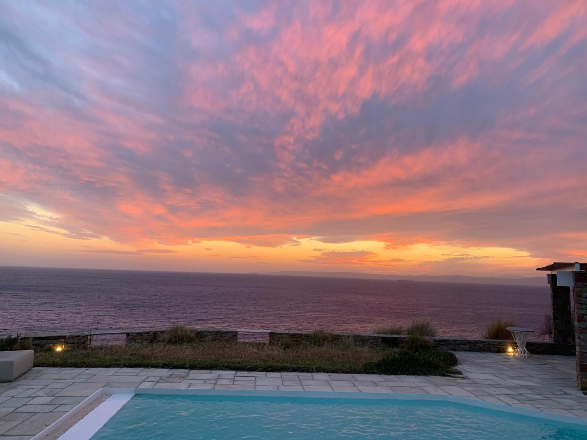 Elli S Seafront Pool Villa, W/sandy In Kea, Cyclades