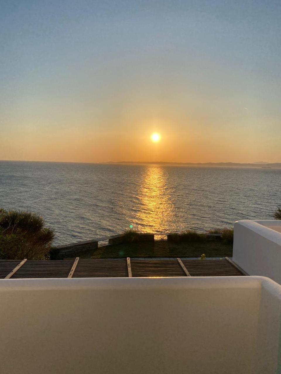 Elli S Seafront Pool Villa, W/sandy In Kea, Cyclades